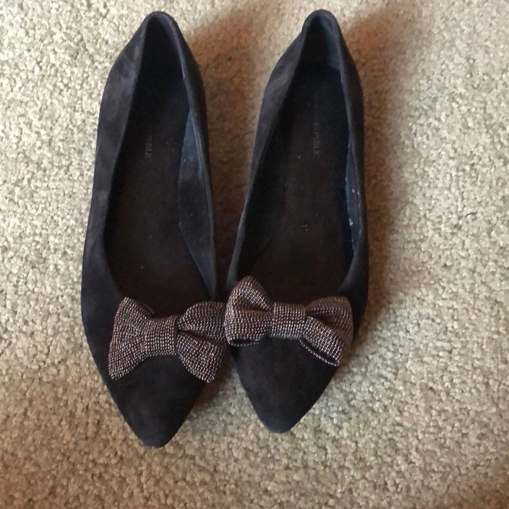 Gorgeous suede BR flats